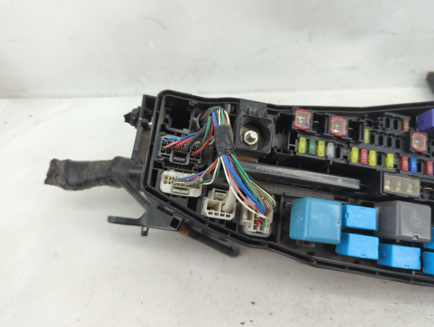 2018-2022 Toyota Camry Fusebox Fuse Box Panel Relay Module P/N:82620-33130 82662-06730 Fits Fits 2018 2019 2020 2021 2022 OE