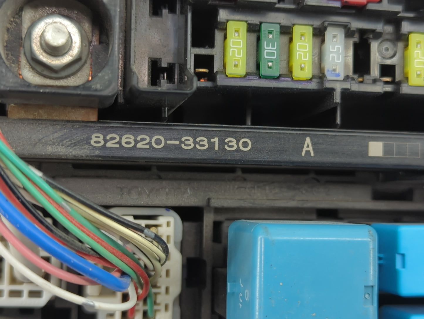 2018-2022 Toyota Camry Fusebox Fuse Box Panel Relay Module P/N:82620-33130 82662-06730 Fits Fits 2018 2019 2020 2021 2022 OE