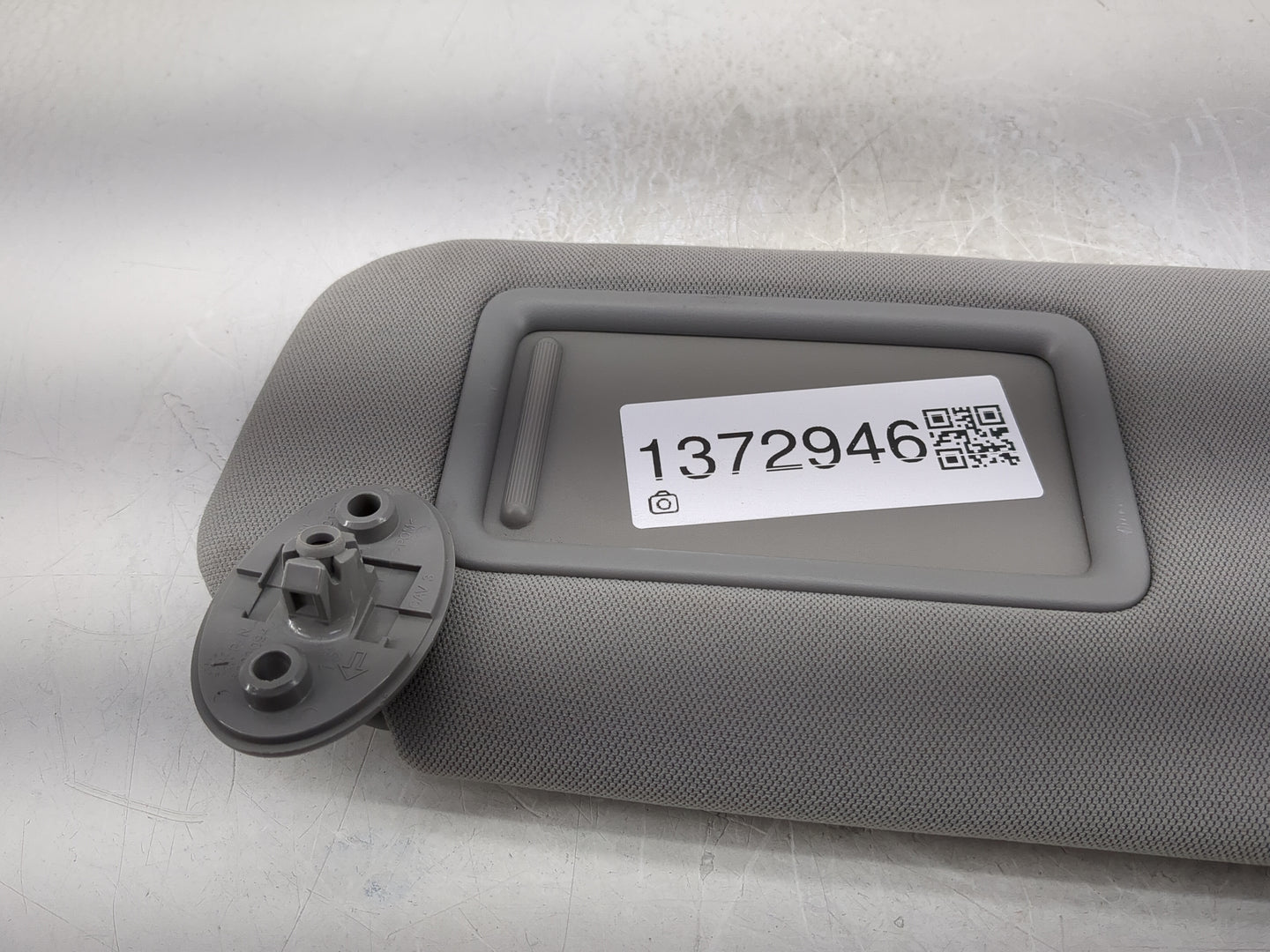 2018-2022 Toyota Camry Sun Visor Shade Replacement Passenger Right Mirror Fits Fits 2018 2019 2020 2021 2022 OEM Used Auto P