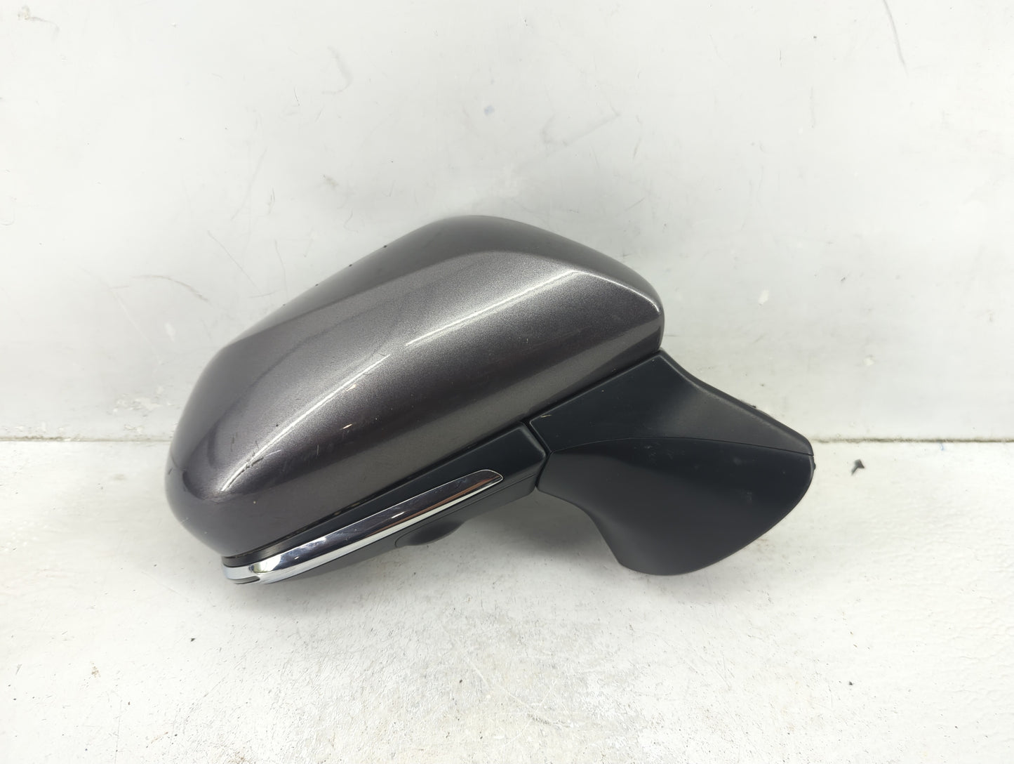 2018-2022 Toyota Camry Passenger Side View Mirror - Right Door Mirror OEM Used - Oemusedautoparts1.com