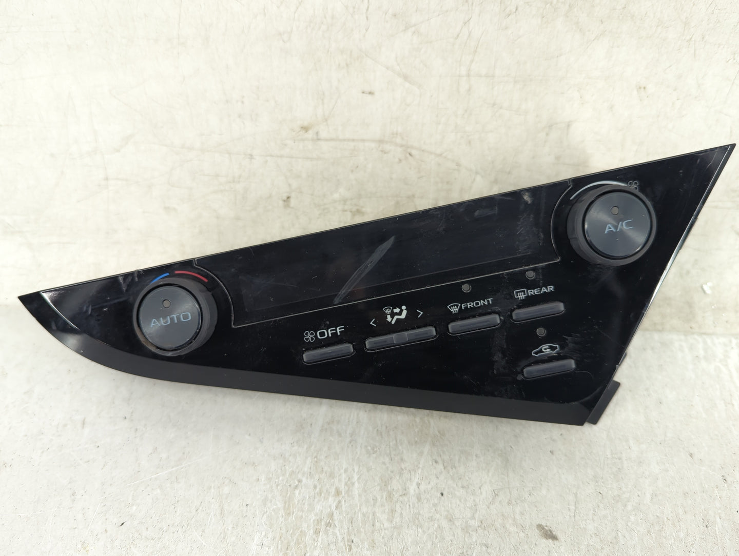 2018-2022 Toyota Camry Climate Control Module Temperature AC/Heater Replacement Fits Fits 2018 2019 2020 2021 2022 OEM Used 