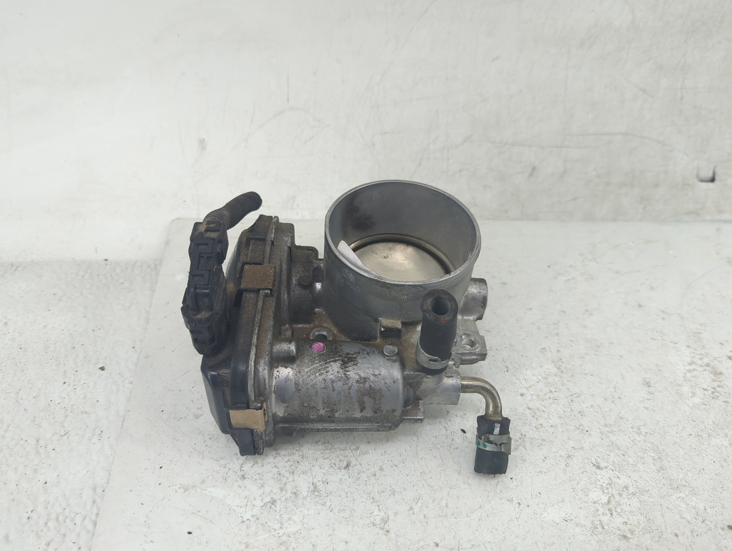 2018-2022 Toyota Camry Throttle Body P/N:22030-F0010 Fits Fits 2018 2019 2020 2021 2022 OEM Used Auto Parts - Oemusedautopar