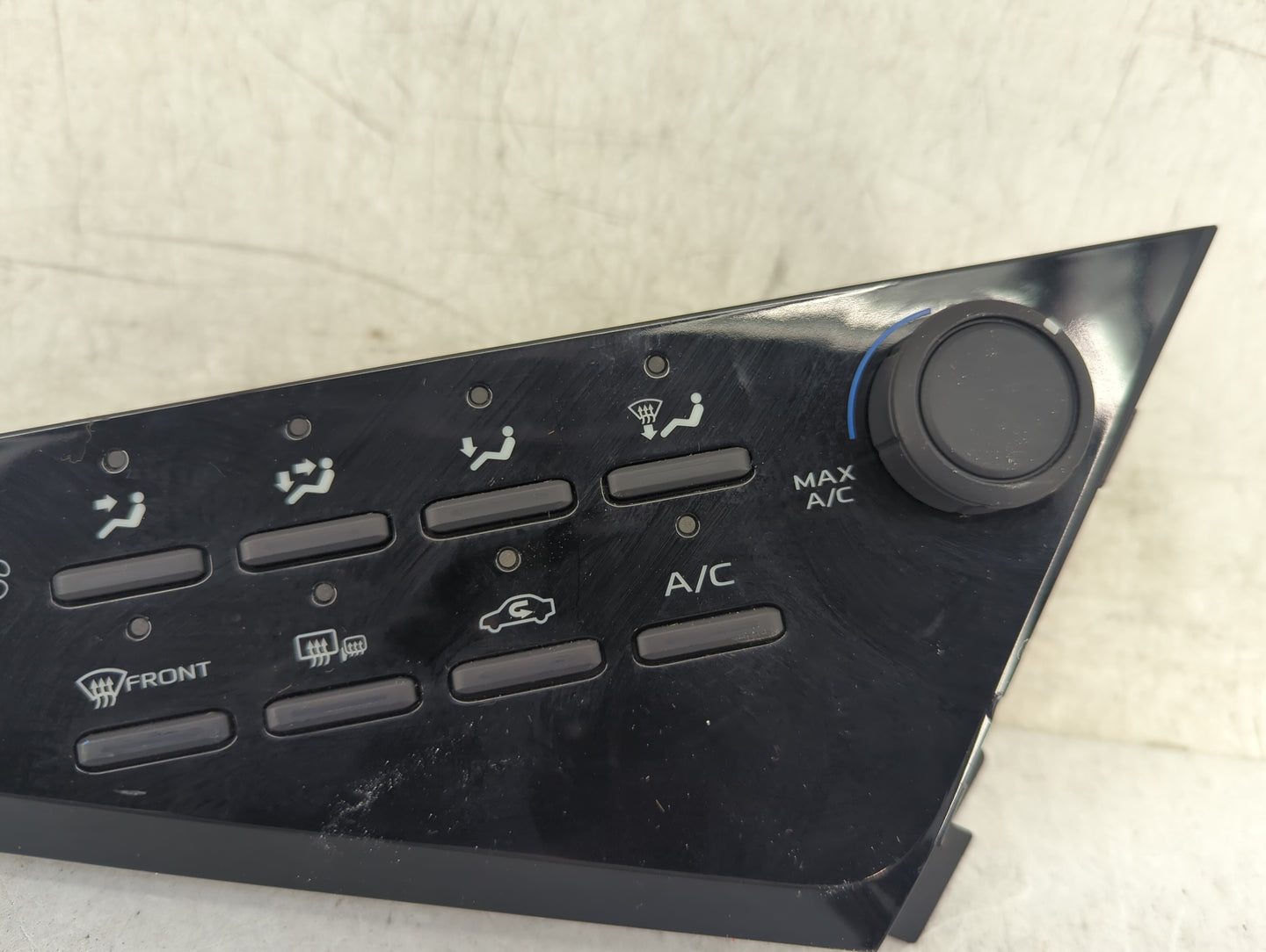 2020 Toyota Camry Climate Control Module Temperature AC/Heater Replacement P/N:55900-06500 Fits OEM Used Auto Parts - Oemuse