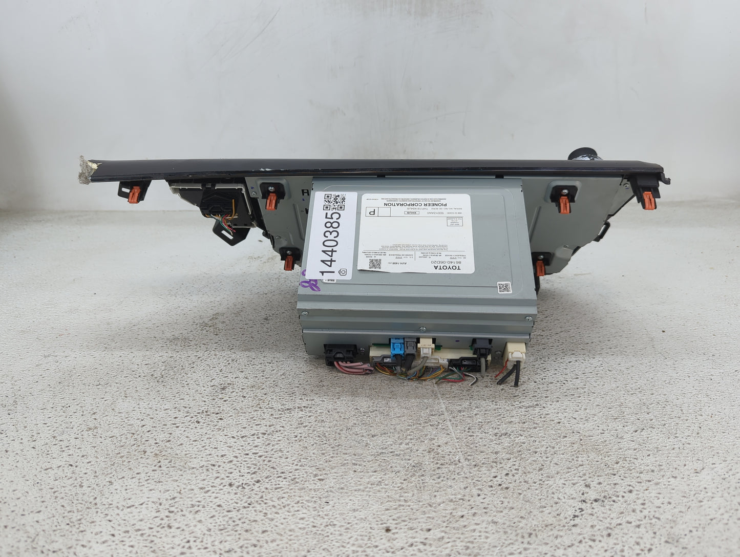 2020 Toyota Camry Information Display Screen - Oemusedautoparts1.com