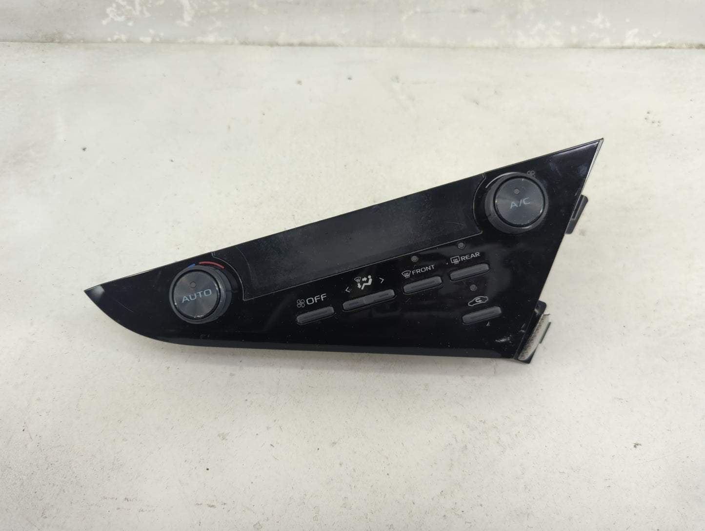 2020 Toyota Camry Climate Control Module Temperature AC/Heater Replacement P/N:55900-06480 A2C39604206 Fits OEM Used Auto Pa