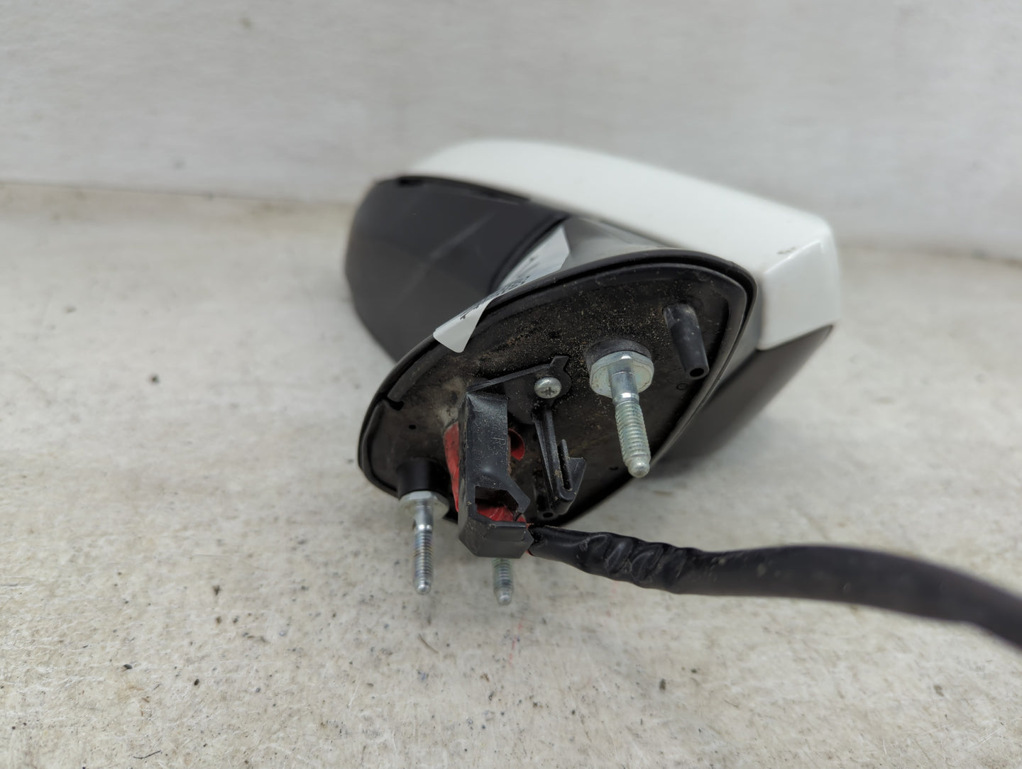 2018-2022 Toyota Camry Passenger Side View Mirror - Right Door Mirror OEM Used - Oemusedautoparts1.com