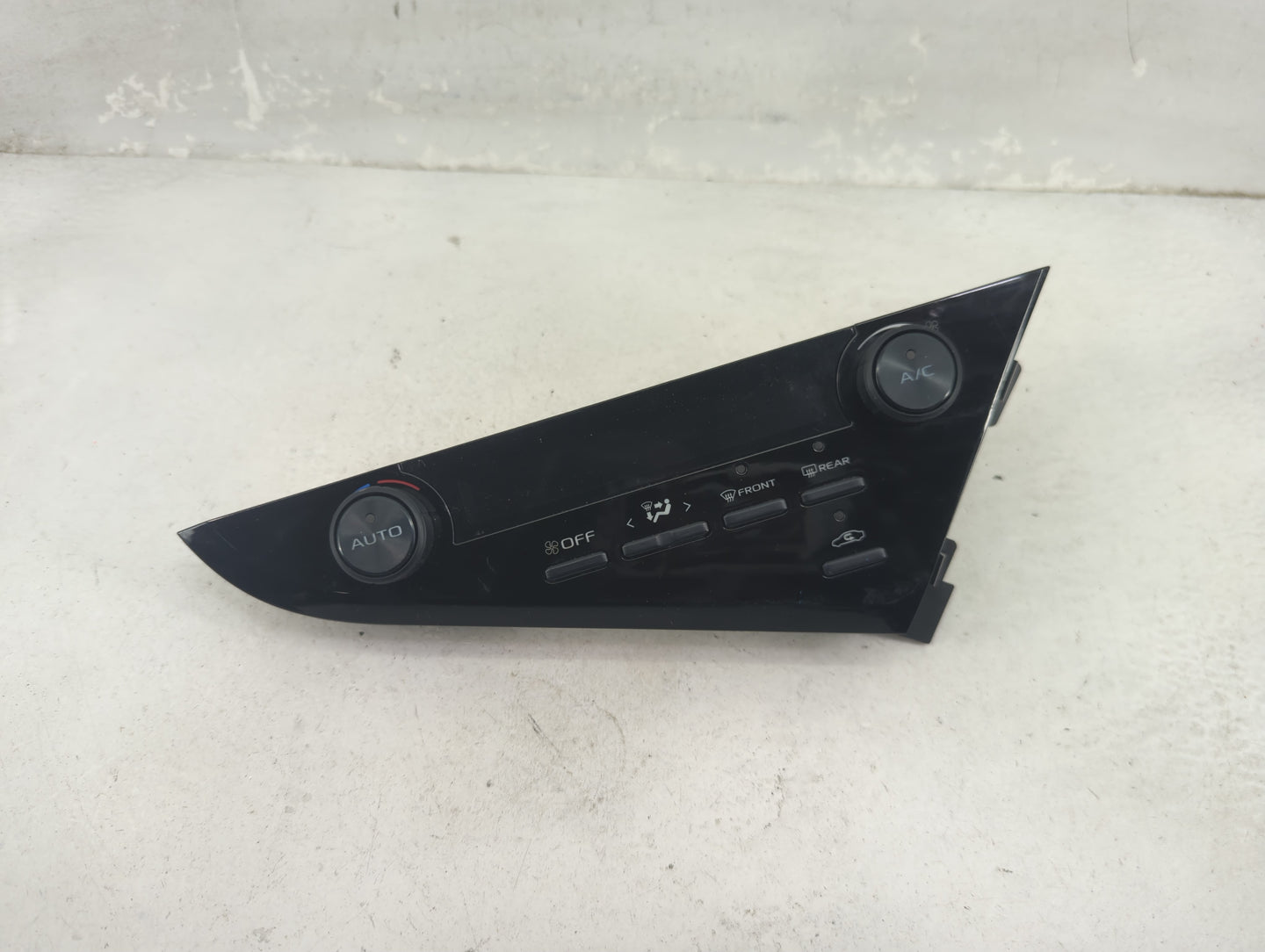 2020 Toyota Camry Climate Control Module Temperature AC/Heater Replacement P/N:55900-06480 A2C39604206 Fits OEM Used Auto Pa