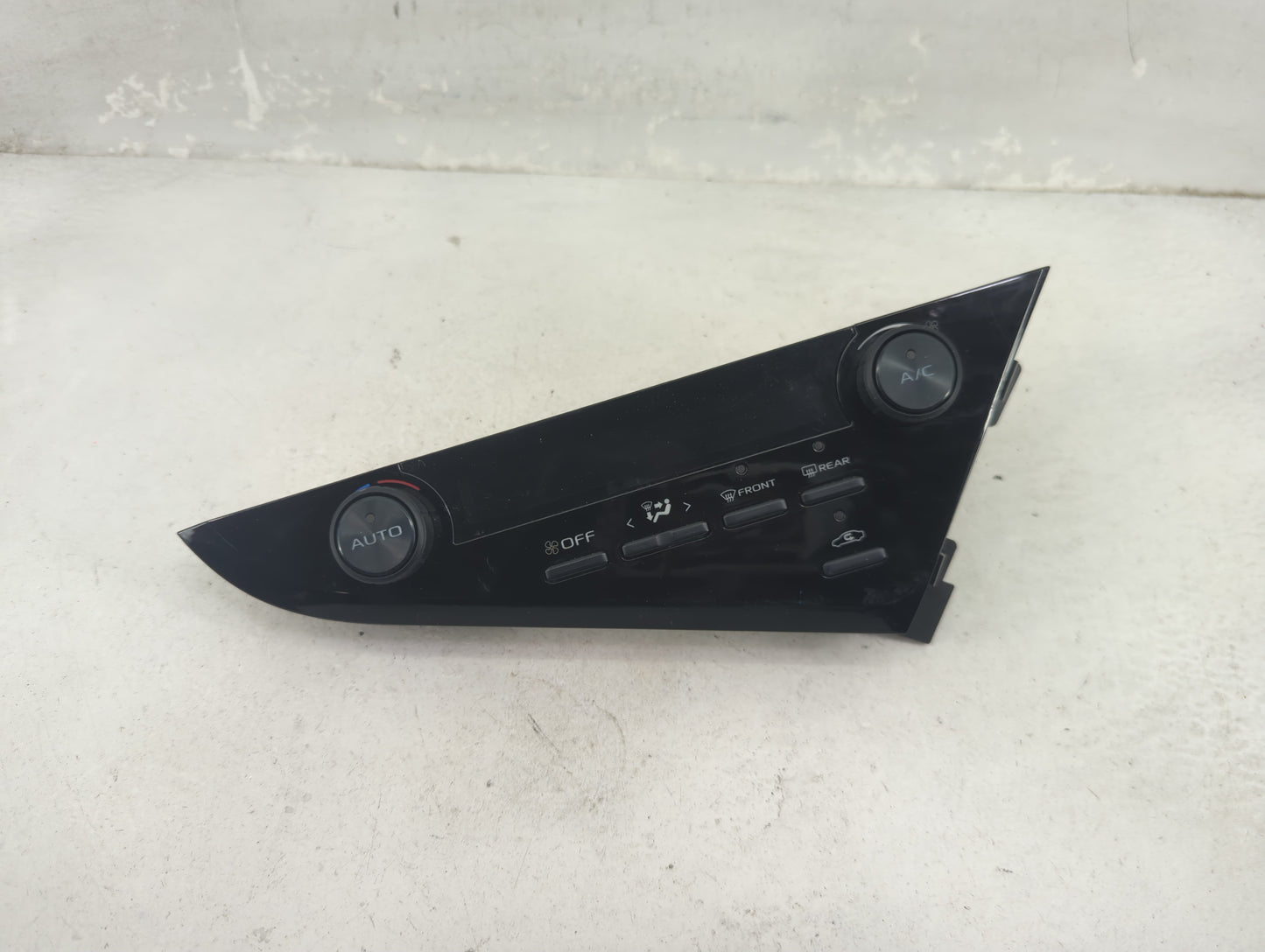 2020 Toyota Camry Climate Control Module Temperature AC/Heater Replacement P/N:55900-06480 A2C39604206 Fits OEM Used Auto Pa