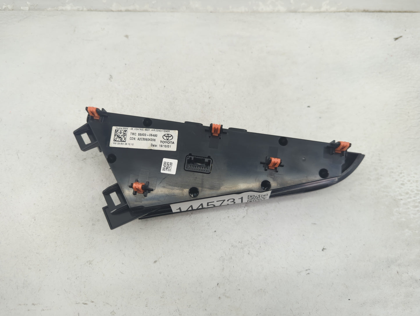 2020 Toyota Camry Climate Control Module Temperature AC/Heater Replacement P/N:55900-06480 A2C39604206 Fits OEM Used Auto Pa