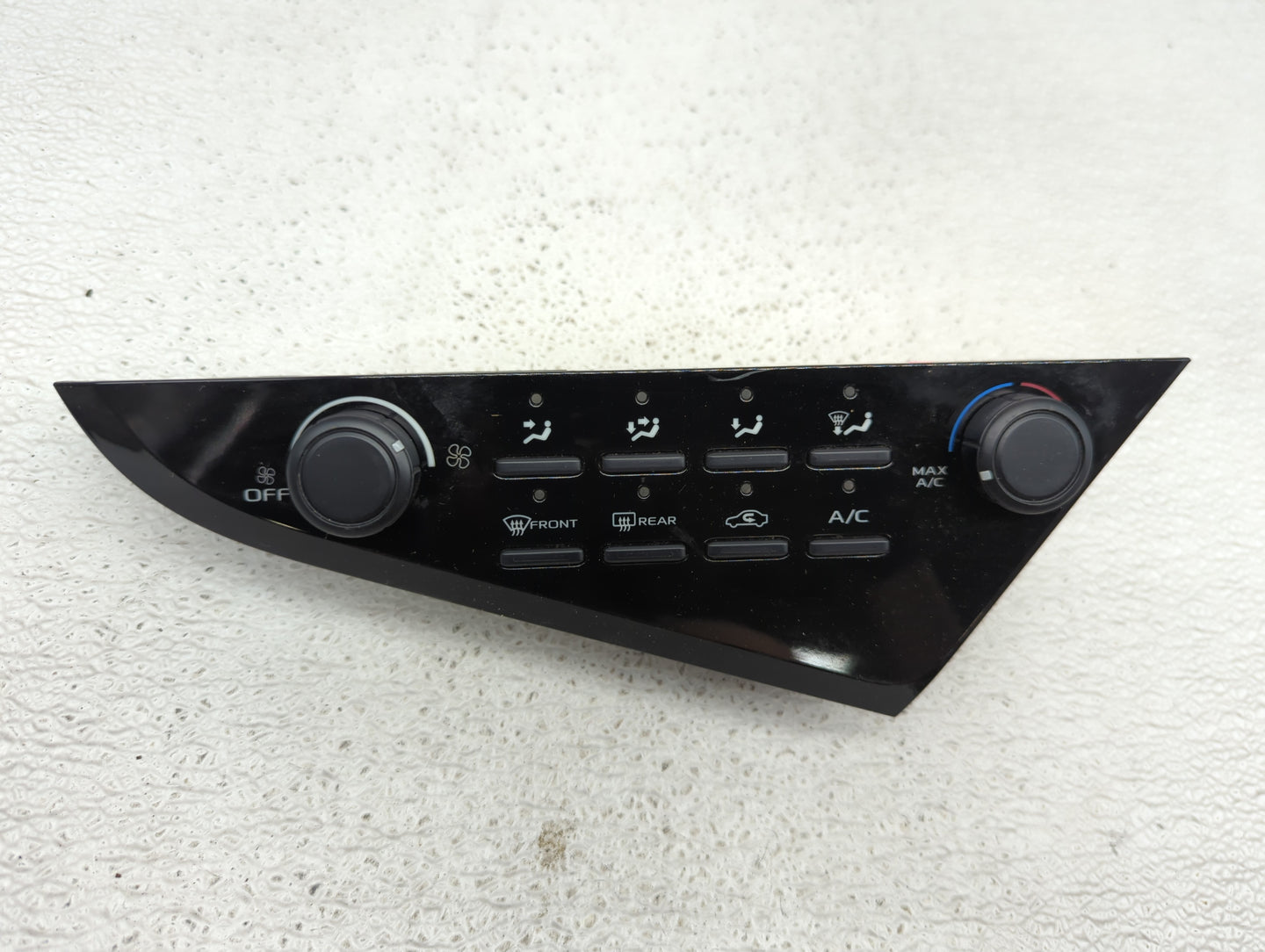 2018-2022 Toyota Camry Climate Control Module Temperature AC/Heater Replacement P/N:55900-06470 Fits Fits 2018 2019 2020 202