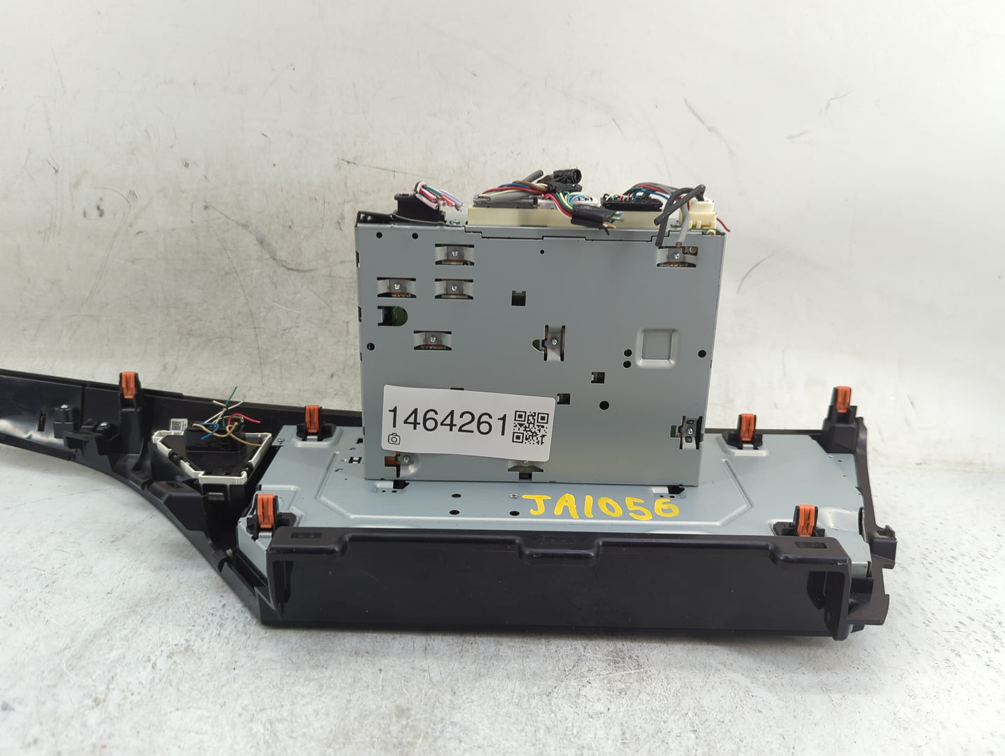 2020-2022 Toyota Camry Radio AM FM Cd Player Receiver Replacement P/N:86140-06D20 AVH-1498 Fits Fits 2020 2021 2022 OEM Used