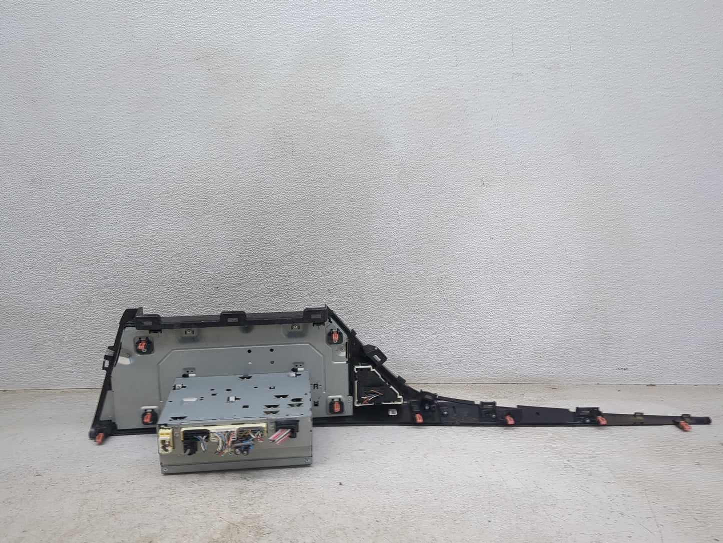 2018-2020 Toyota Camry Radio AM FM Cd Player Receiver Replacement P/N:86140-06D20 AVH-1498, D171G Fits Fits 2018 2019 2020 O