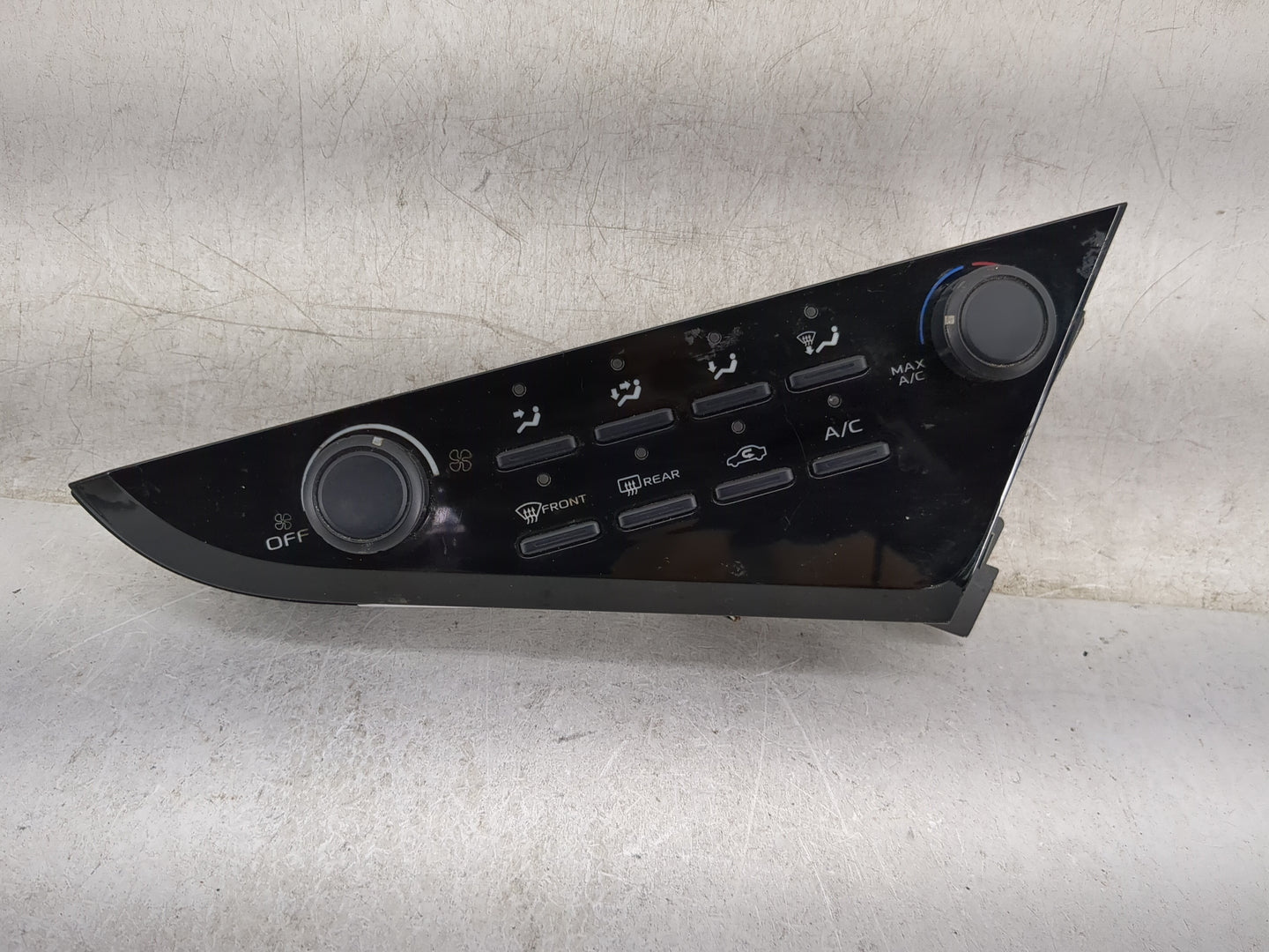 2020 Toyota Camry Climate Control Module Temperature AC/Heater Replacement P/N:A2C39602202MEX Fits OEM Used Auto Parts - Oem