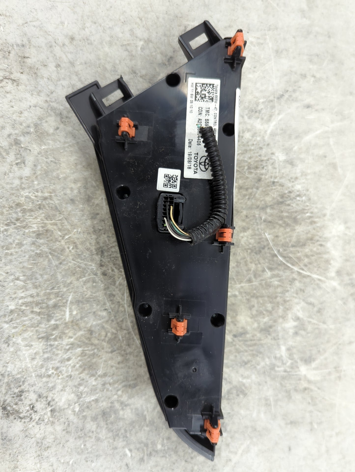 2018-2022 Toyota Camry Climate Control Module Temperature AC/Heater Replacement P/N:55900-06470 A2C39604406 Fits OEM Used Au