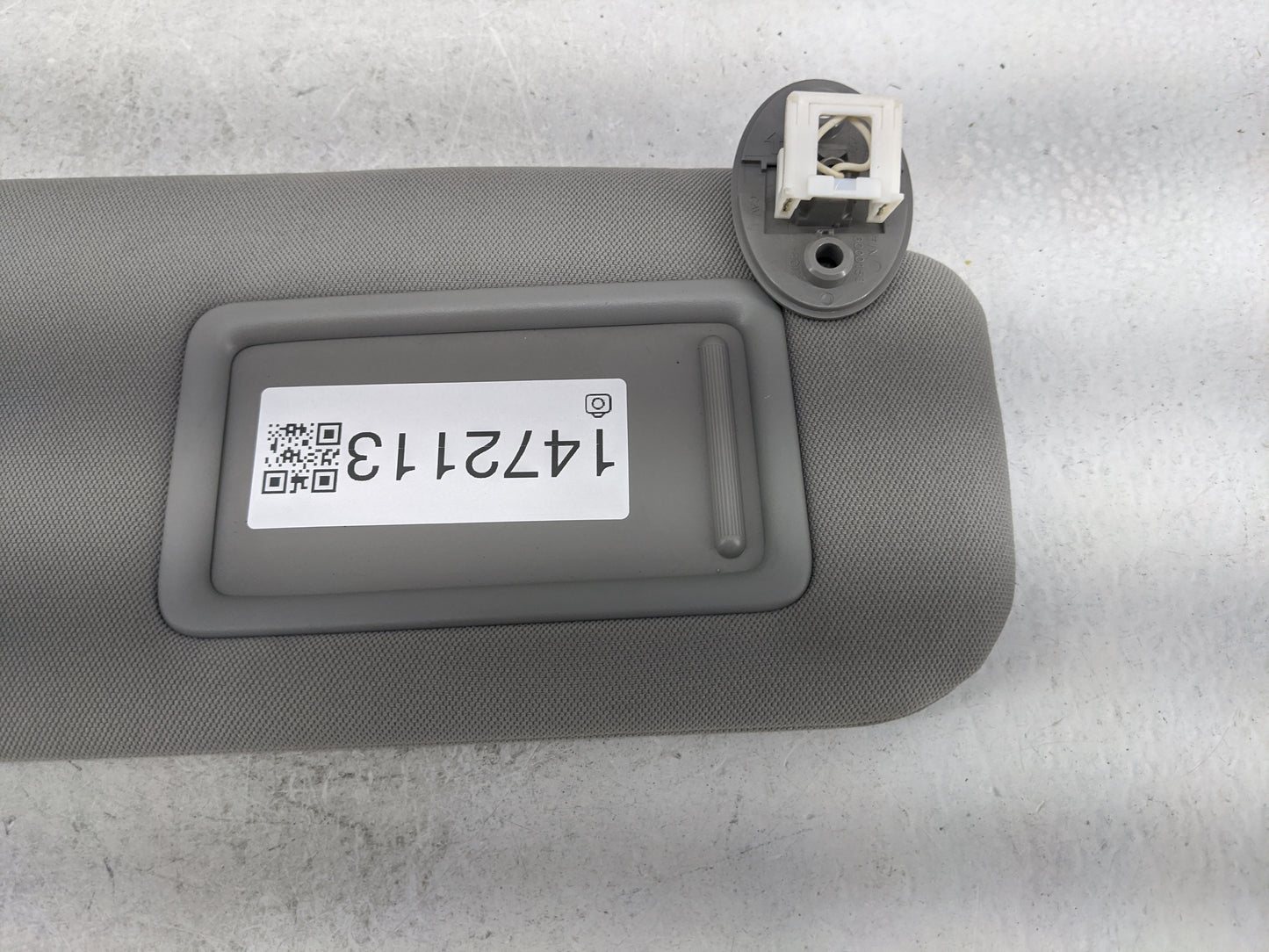2018-2022 Toyota Camry Sun Visor Shade Replacement Passenger Right Mirror Fits Fits 2018 2019 2020 2021 2022 OEM Used Auto P