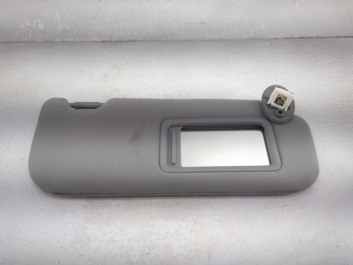 2020 Toyota Camry Sun Visor Shade Replacement Passenger Right Mirror Fits Fits 2017 2018 2019 OEM Used Auto Parts - Oemuseda