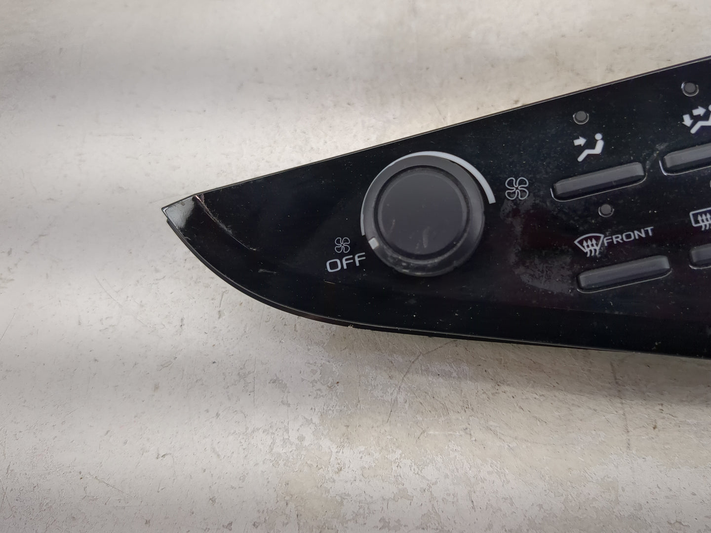 2020 Toyota Camry Climate Control Module Temperature AC/Heater Replacement P/N:A2C39602203MEX Fits OEM Used Auto Parts - Oem
