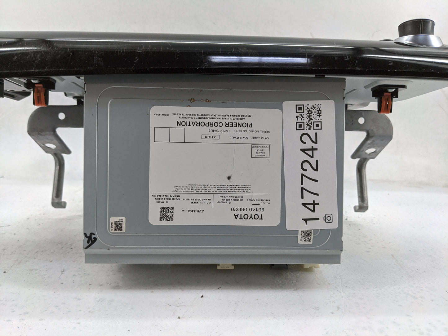 2018-2020 Toyota Camry Radio AM FM Cd Player Receiver Replacement P/N:86140-06D20 AVH-1498, D171G Fits Fits 2018 2019 2020 O