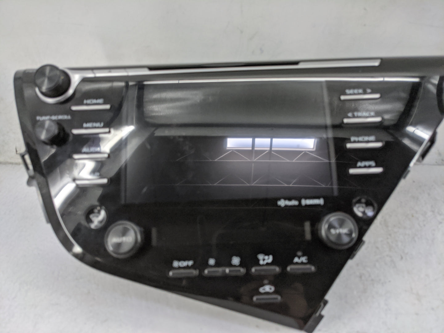 2020 Toyota Camry Radio AM FM Cd Player Receiver Replacement P/N:86140-06C90 CV-CS89NA*X, AT1602 Fits OEM Used Auto Parts - 