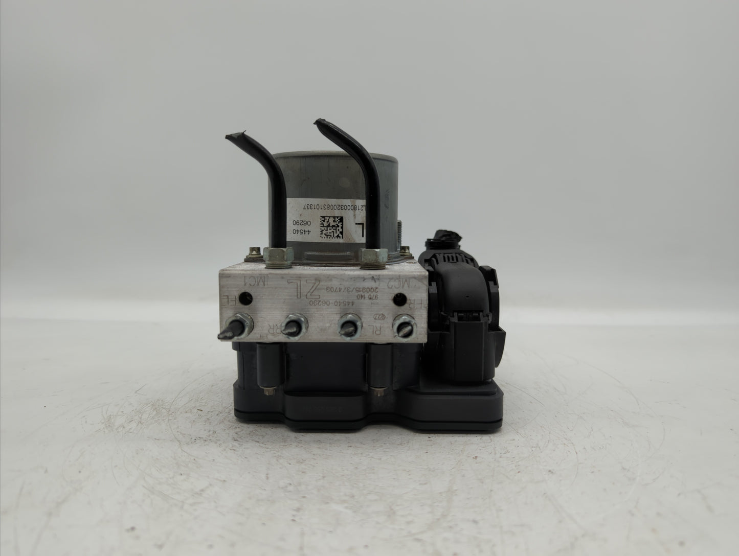 2018 Toyota Camry ABS Pump Control Module Replacement P/N:44540-06290 44540 06290 Fits OEM Used Auto Parts - Oemusedautopart