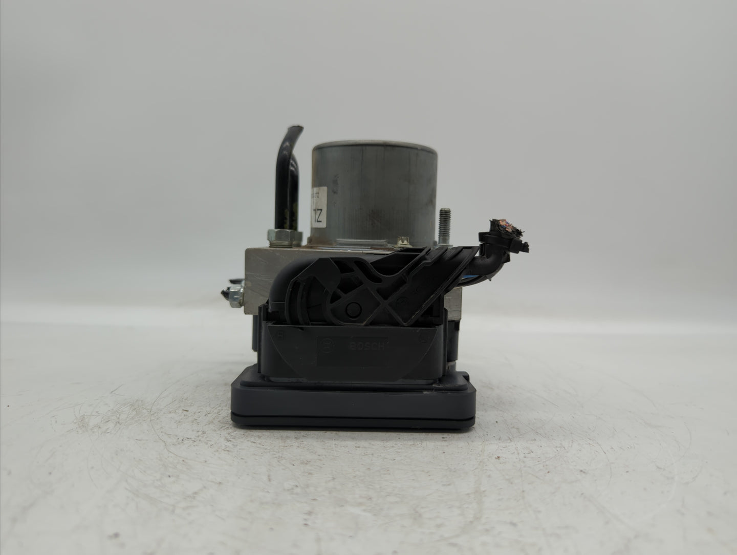 2018 Toyota Camry ABS Pump Control Module Replacement P/N:44540-06290 44540 06290 Fits OEM Used Auto Parts - Oemusedautopart