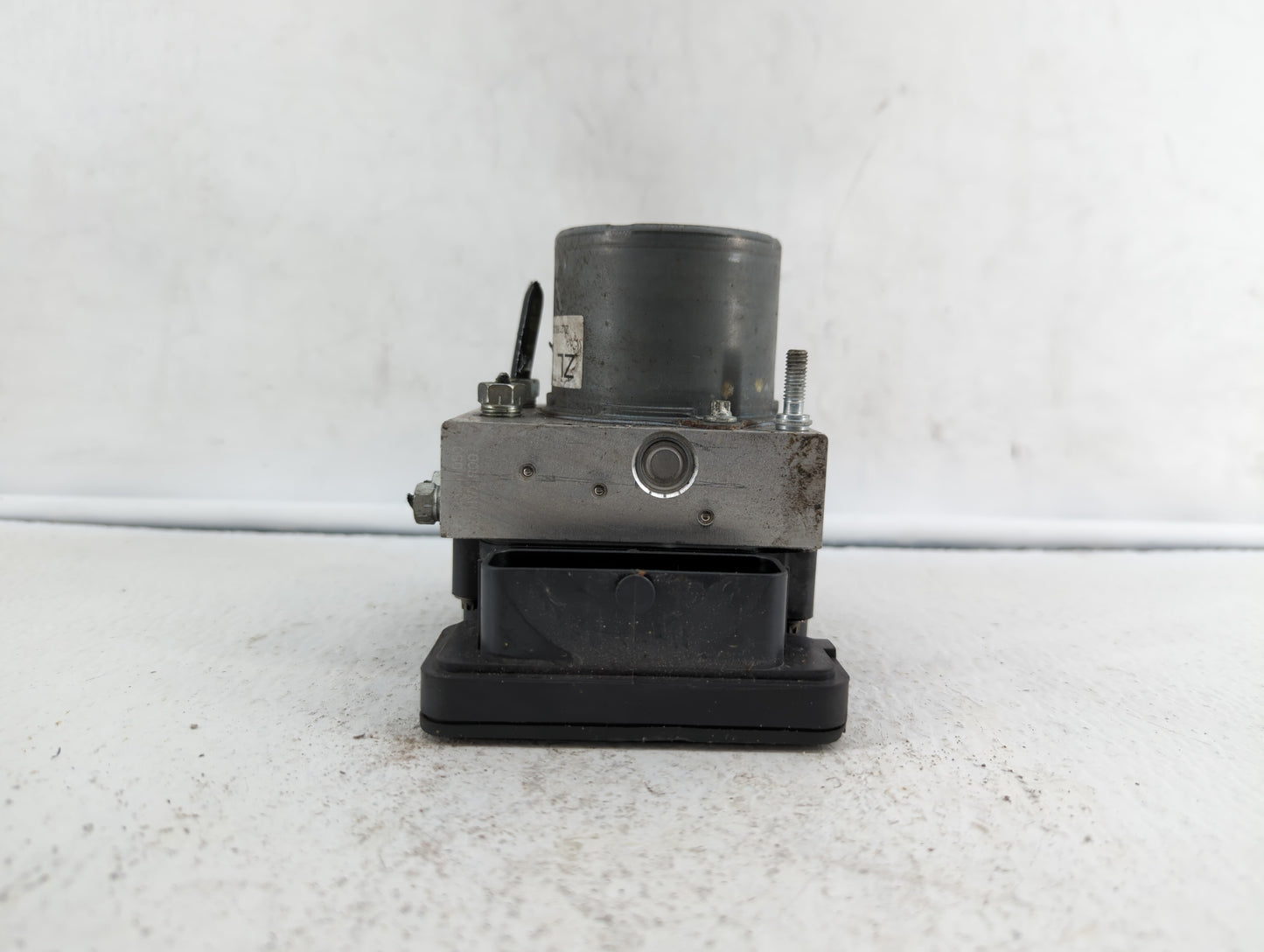 2018 Toyota Camry ABS Pump Control Module Replacement P/N:44540-06290 44540 06290 Fits OEM Used Auto Parts - Oemusedautopart