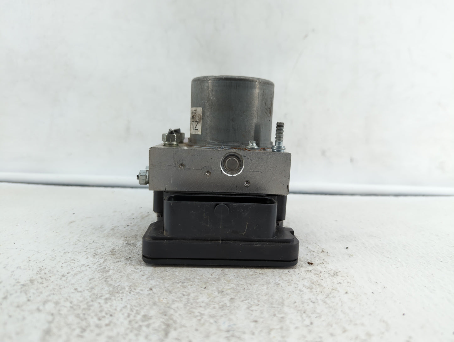 2018 Toyota Camry ABS Pump Control Module Replacement P/N:44540-06290 44540 06290 Fits OEM Used Auto Parts - Oemusedautopart