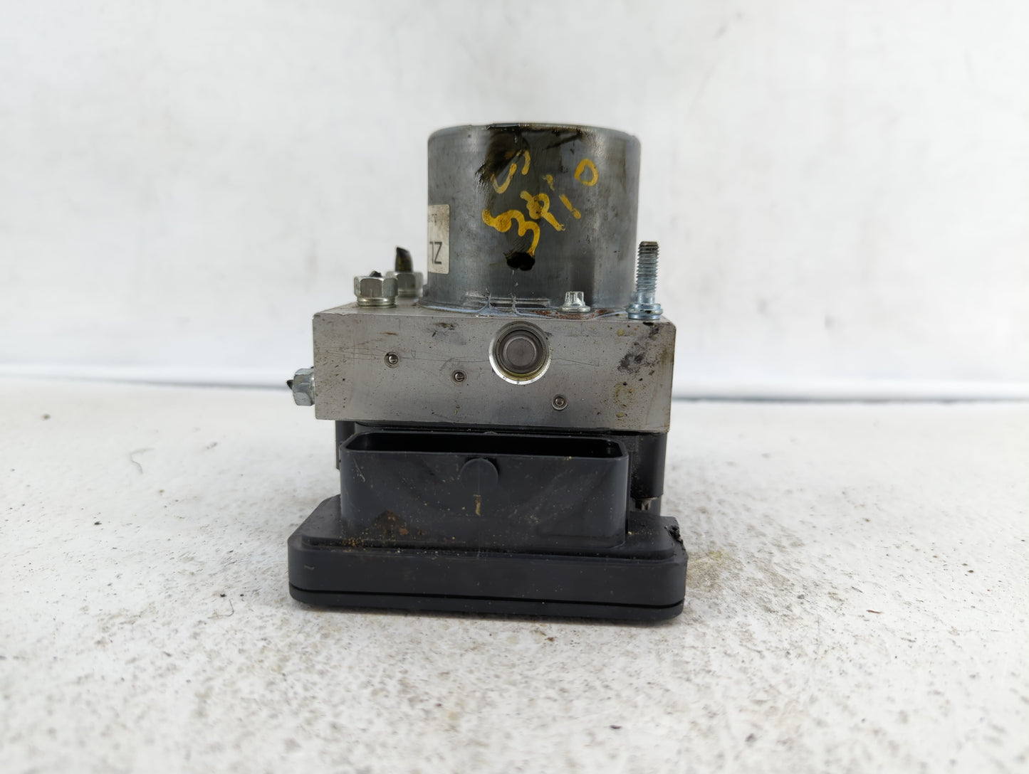 2018 Toyota Camry ABS Pump Control Module Replacement P/N:44540-06290 44540 06290 Fits OEM Used Auto Parts - Oemusedautopart