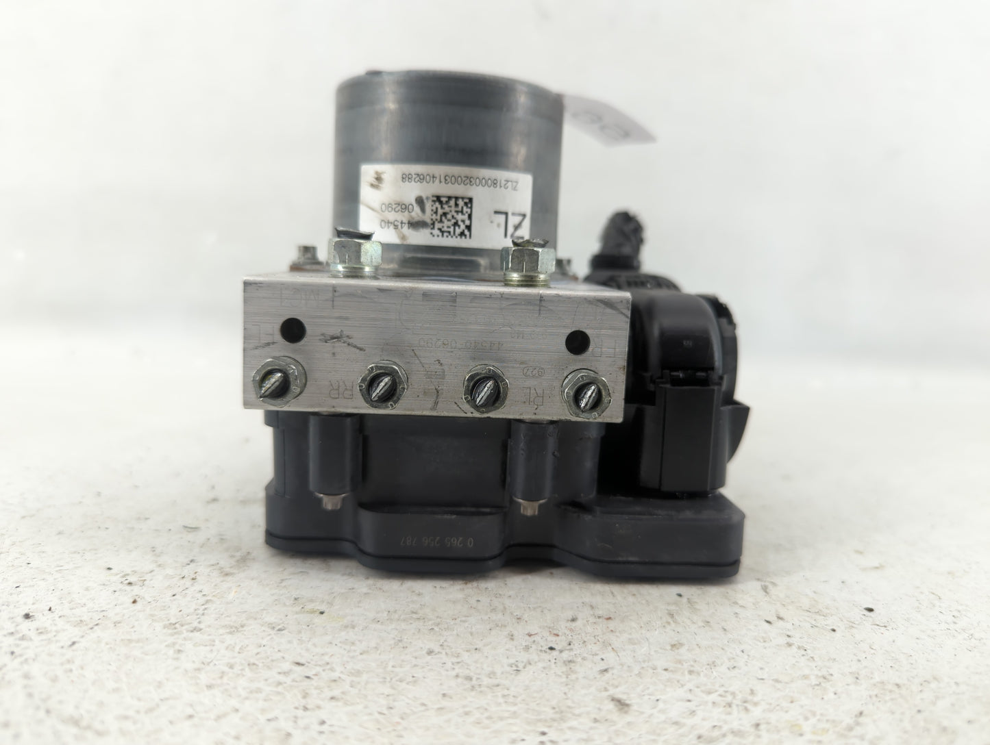 2018-2020 Toyota Camry ABS Pump Control Module Replacement P/N:44540-06290 Fits Fits 2018 2019 2020 OEM Used Auto Parts - Oe