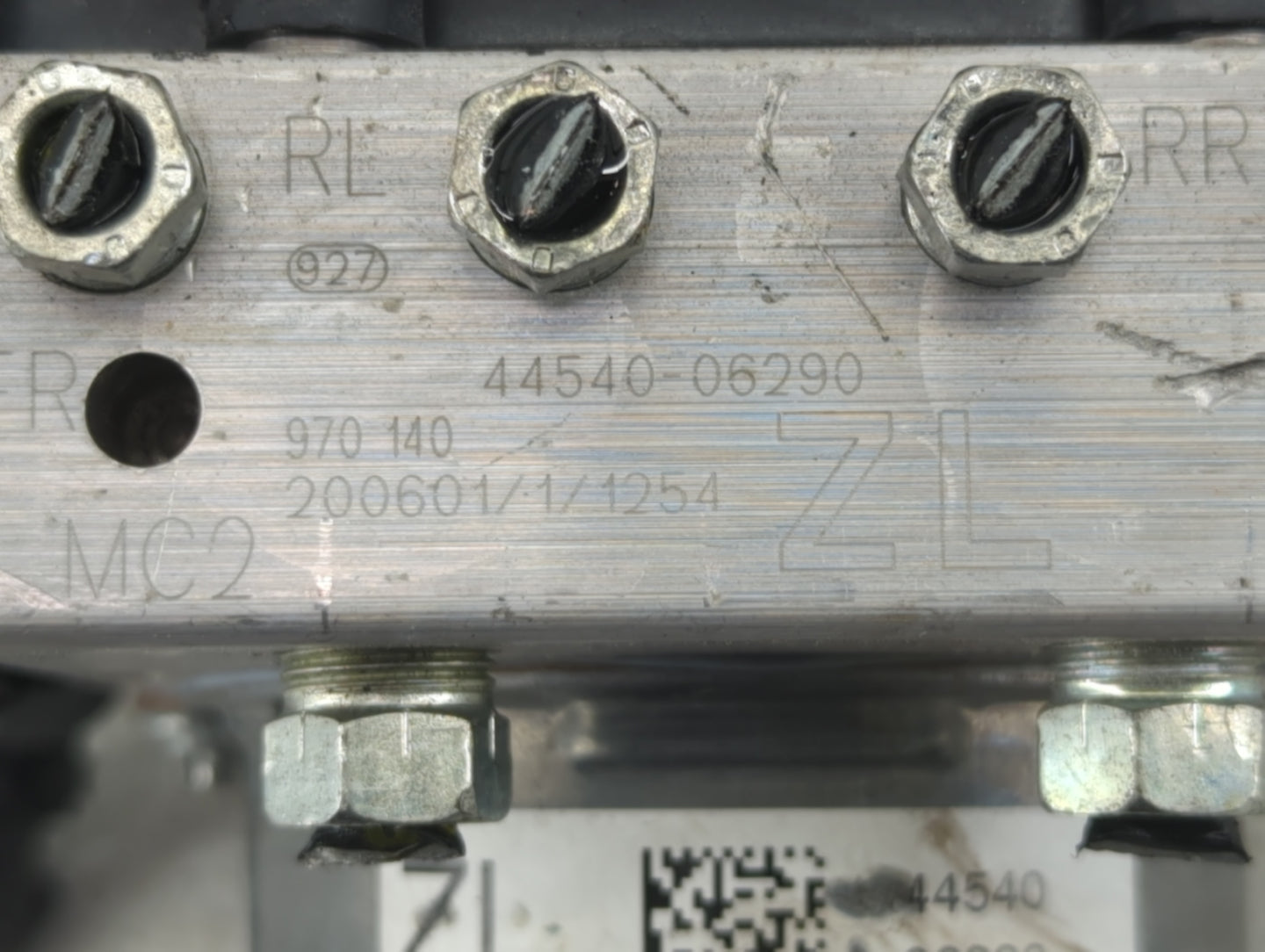 2018-2020 Toyota Camry ABS Pump Control Module Replacement P/N:44540-06290 Fits Fits 2018 2019 2020 OEM Used Auto Parts - Oe