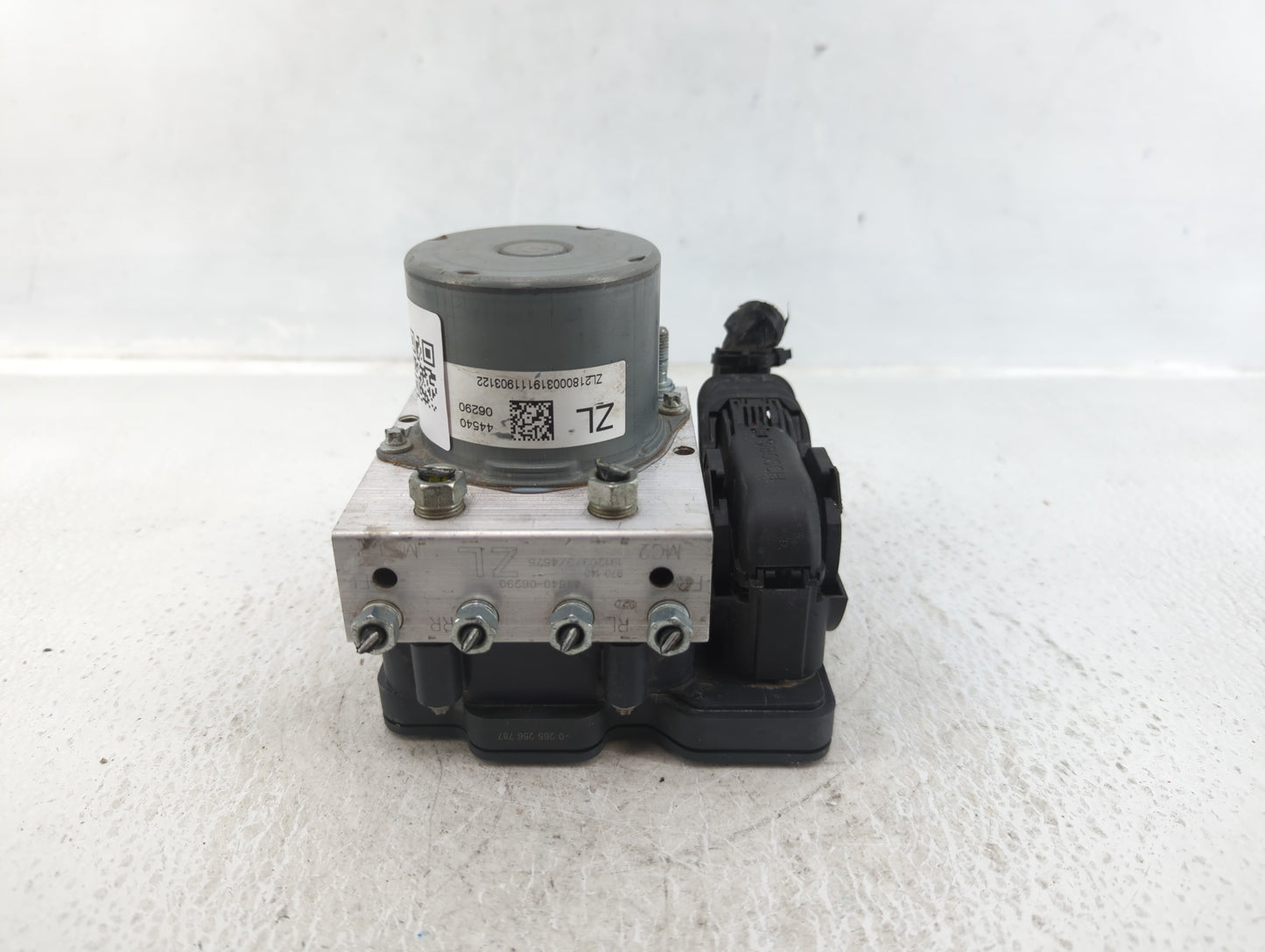 2018-2020 Toyota Camry ABS Pump Control Module Replacement P/N:44540 06290 Fits Fits 2018 2019 2020 OEM Used Auto Parts - Oe