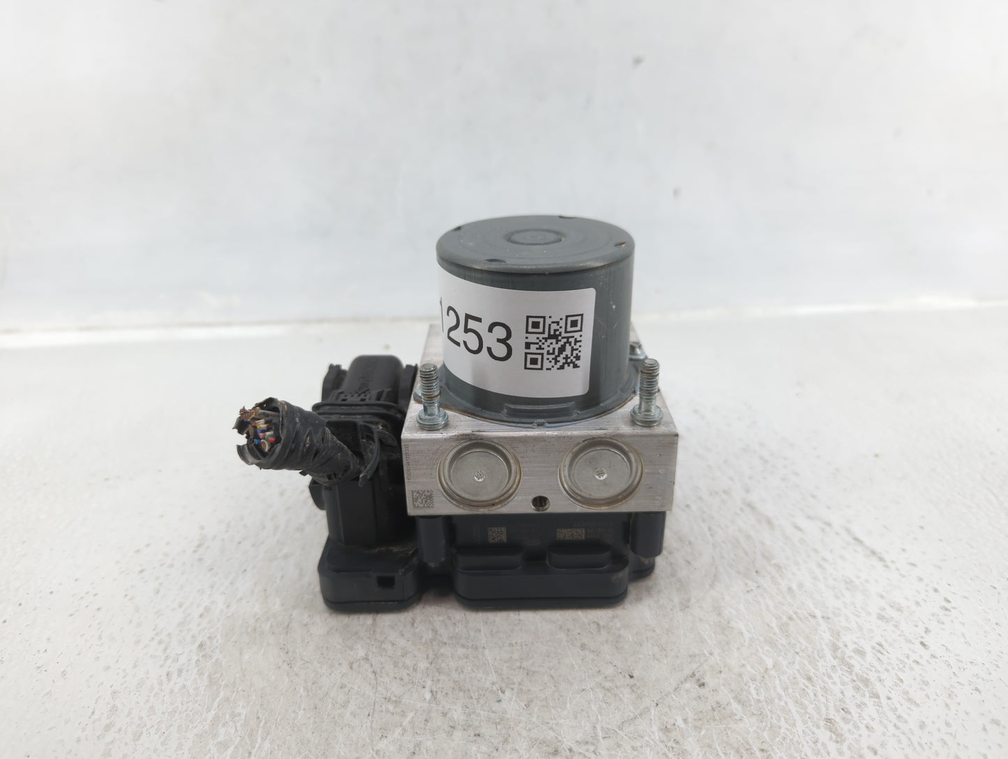 2018-2020 Toyota Camry ABS Pump Control Module Replacement P/N:44540 06290 Fits Fits 2018 2019 2020 OEM Used Auto Parts - Oe