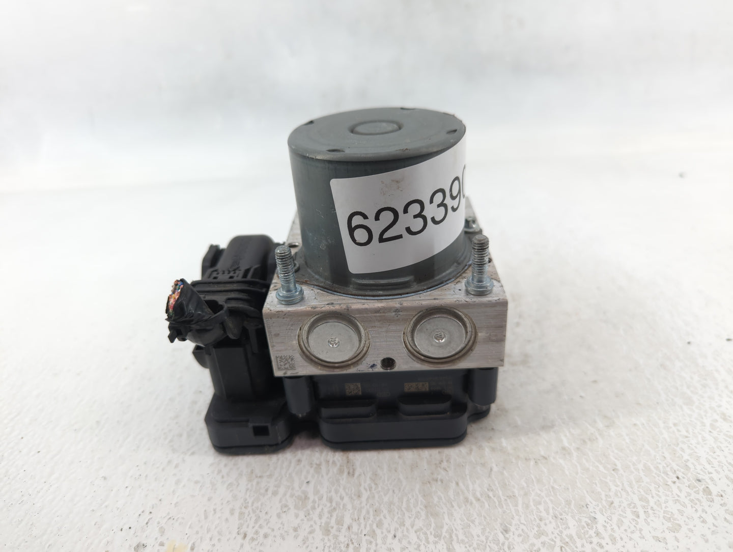 2018-2020 Toyota Camry ABS Pump Control Module Replacement P/N:44540-06200 Fits Fits 2018 2019 2020 OEM Used Auto Parts - Oe