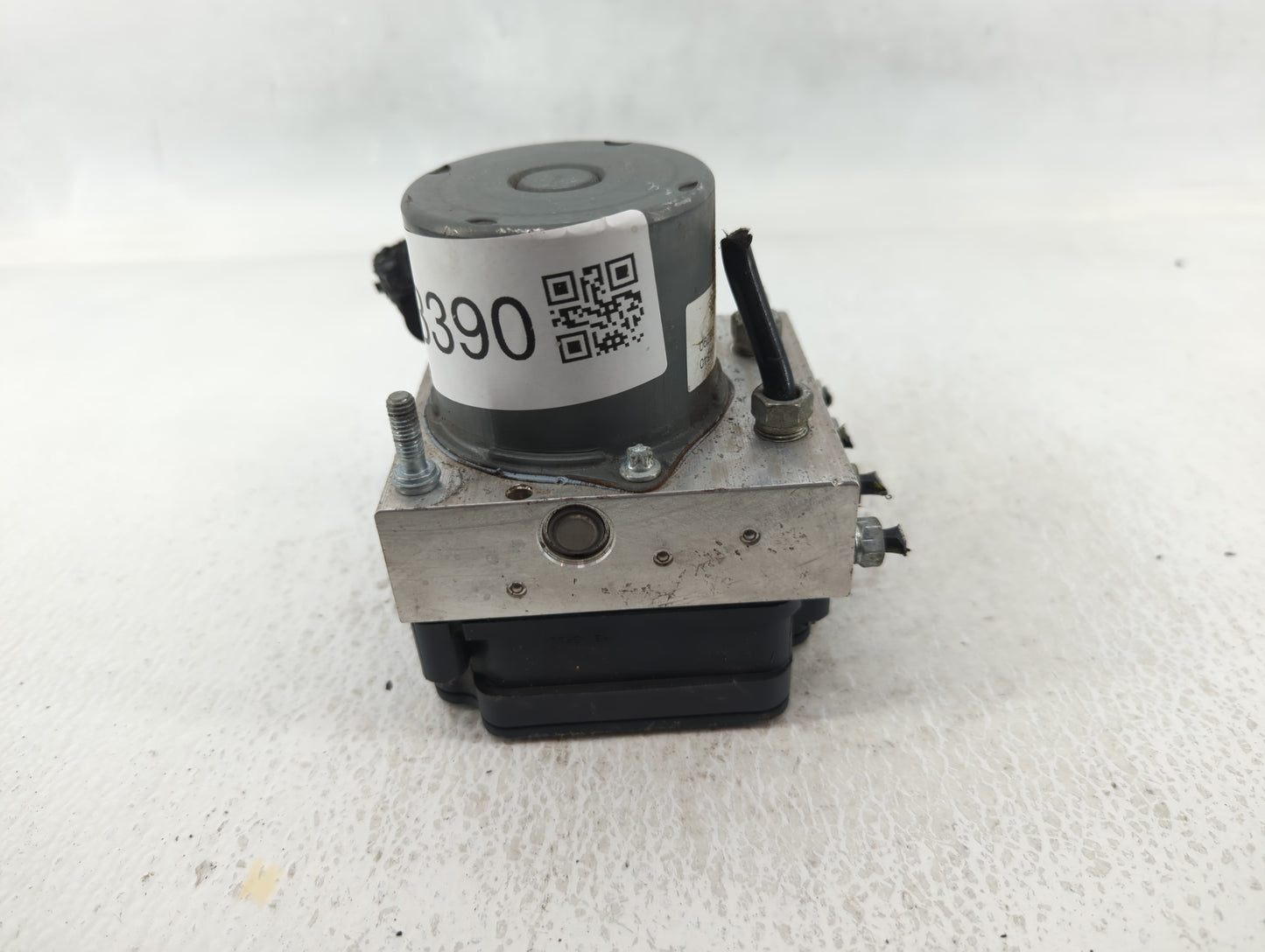 2018-2020 Toyota Camry ABS Pump Control Module Replacement P/N:44540-06200 Fits Fits 2018 2019 2020 OEM Used Auto Parts - Oe