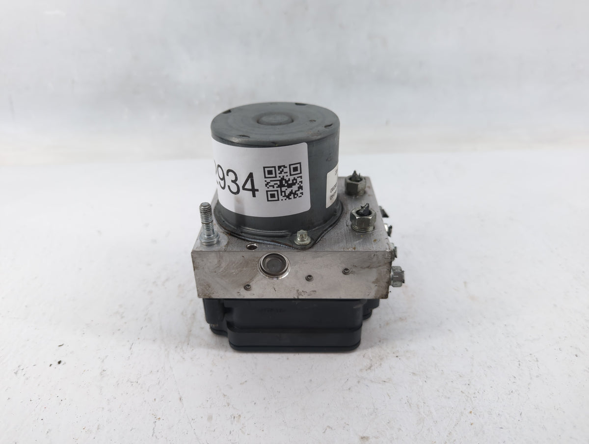 2018-2020 Toyota Camry Anti-Lock Brake ABS Pump Module Actuator OEM P/N:44540-06290 Fits Fits 2018 2019 2020 OEM Used Auto P
