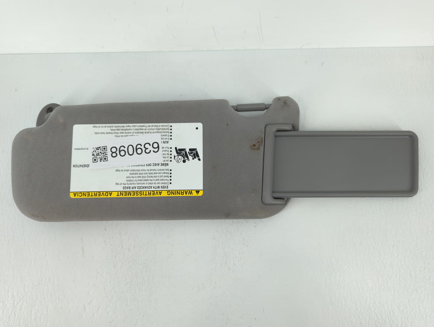 2018-2022 Toyota Camry Sun Visor Shade Replacement Passenger Right Mirror Fits Fits 2018 2019 2020 2021 2022 OEM Used Auto P