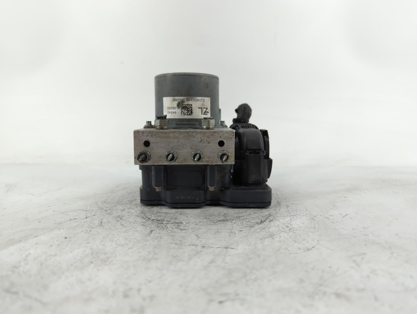 2018-2020 Toyota Camry ABS Pump Control Module Replacement P/N:44540-06290 Fits Fits 2018 2019 2020 OEM Used Auto Parts - Oe