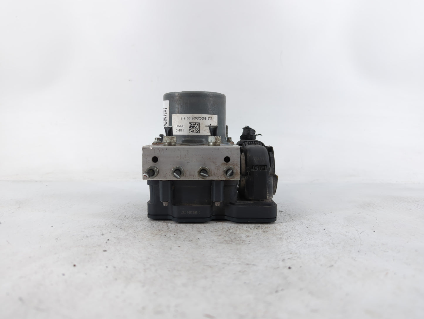 2018-2020 Toyota Camry ABS Pump Control Module Replacement P/N:4454006290 Fits Fits 2018 2019 2020 OEM Used Auto Parts - Oem