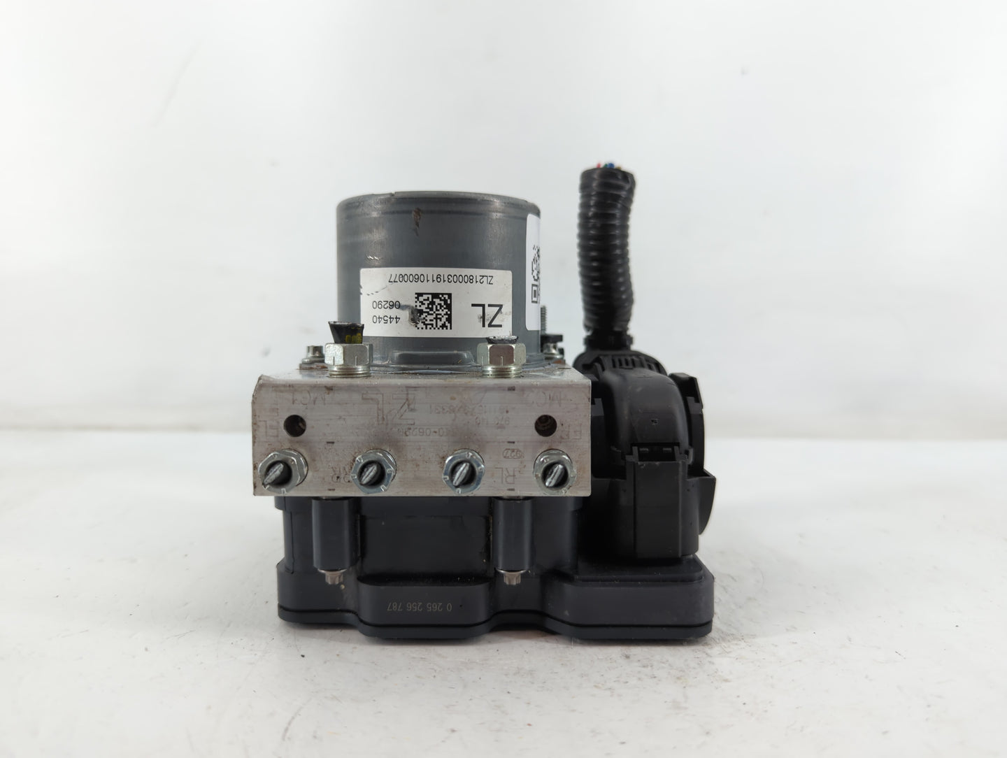 2018-2020 Toyota Camry ABS Pump Control Module Replacement P/N:44540 06290 Fits Fits 2018 2019 2020 OEM Used Auto Parts - Oe