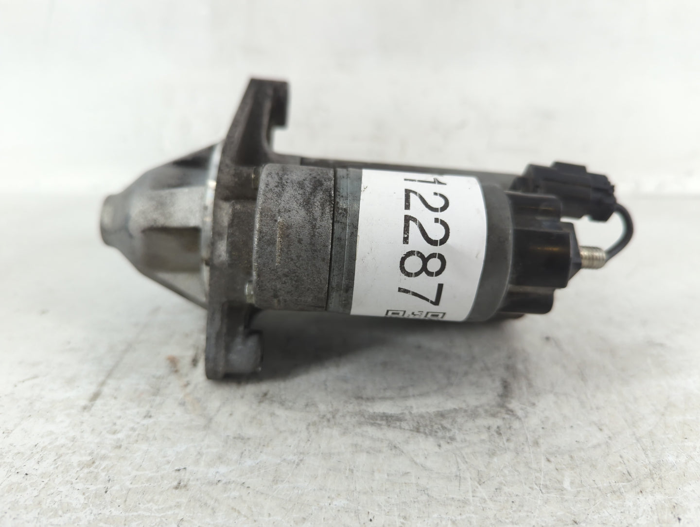 2018-2022 Toyota Camry Car Starter Motor Solenoid OEM P/N:438000-6060 28100-F0060 Fits Fits 2018 2019 2020 2021 2022 OEM Use