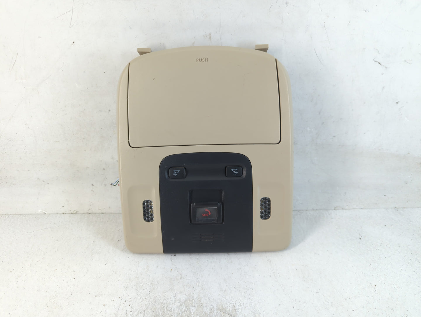 2020 Toyota Camry Overhead Roof Console - Oemusedautoparts1.com