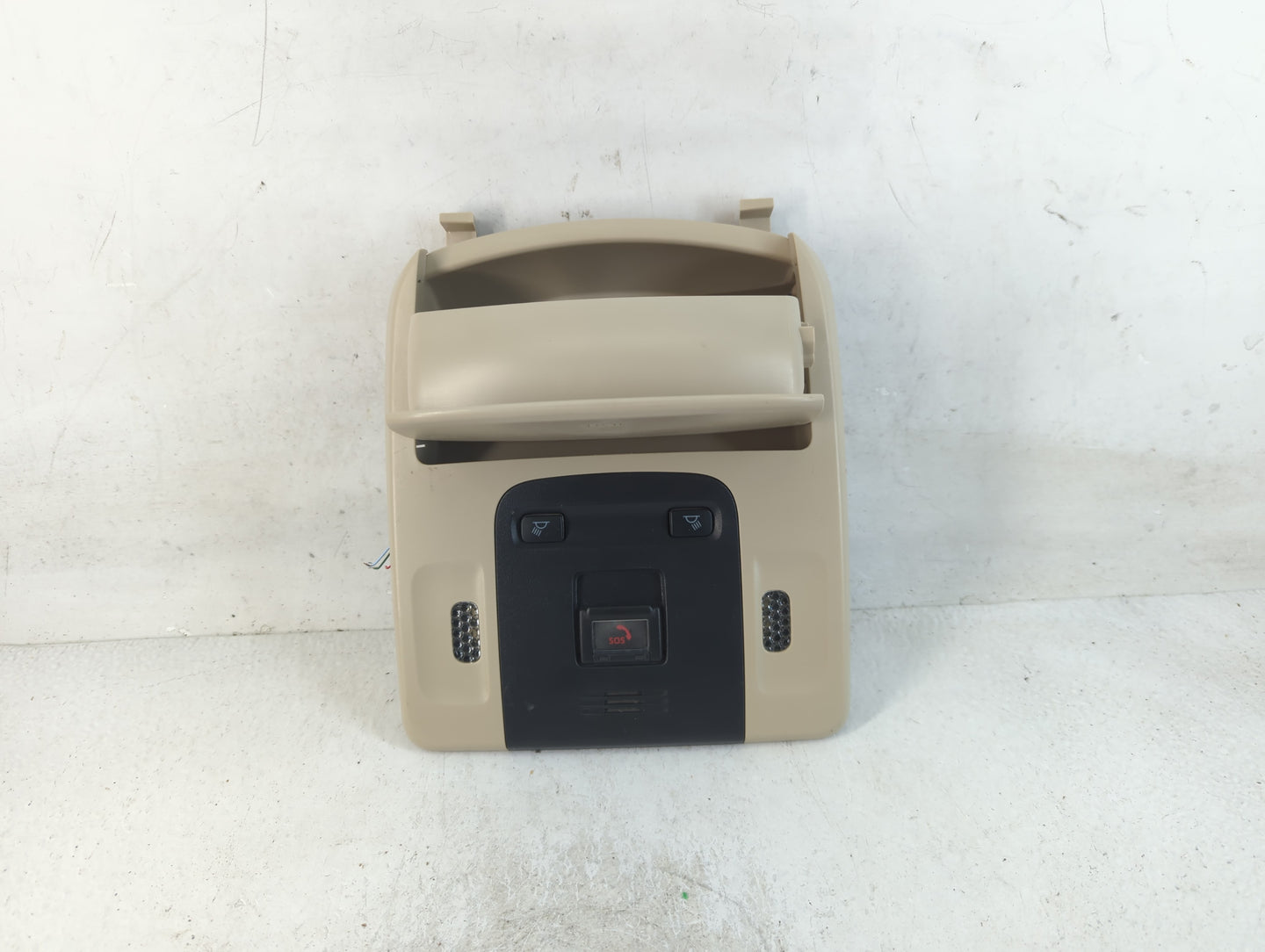 2020 Toyota Camry Overhead Roof Console - Oemusedautoparts1.com