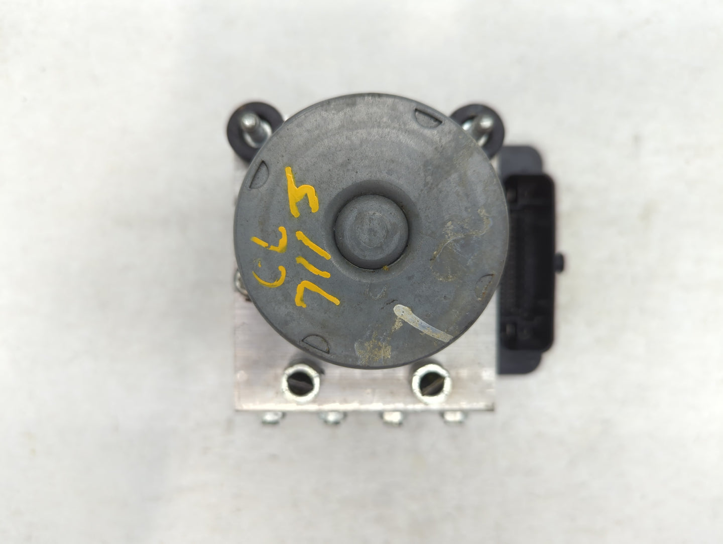 2018-2020 Toyota Camry ABS Pump Control Module Replacement P/N:44540-06290 Fits Fits 2018 2019 2020 OEM Used Auto Parts - Oe