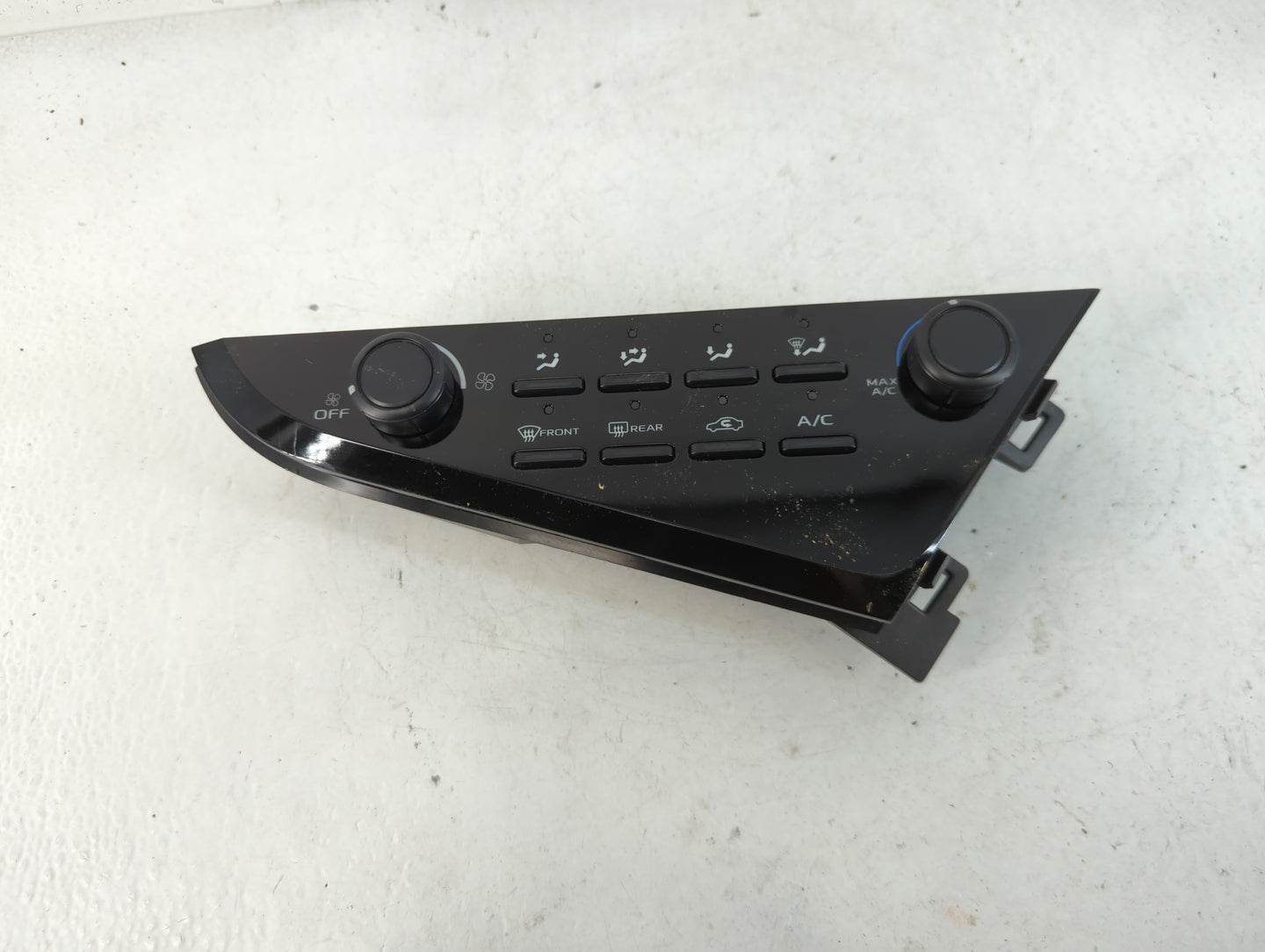 2018-2022 Toyota Camry Climate Control Module Temperature AC/Heater Replacement P/N:55900-06470 Fits Fits 2018 2019 2020 202