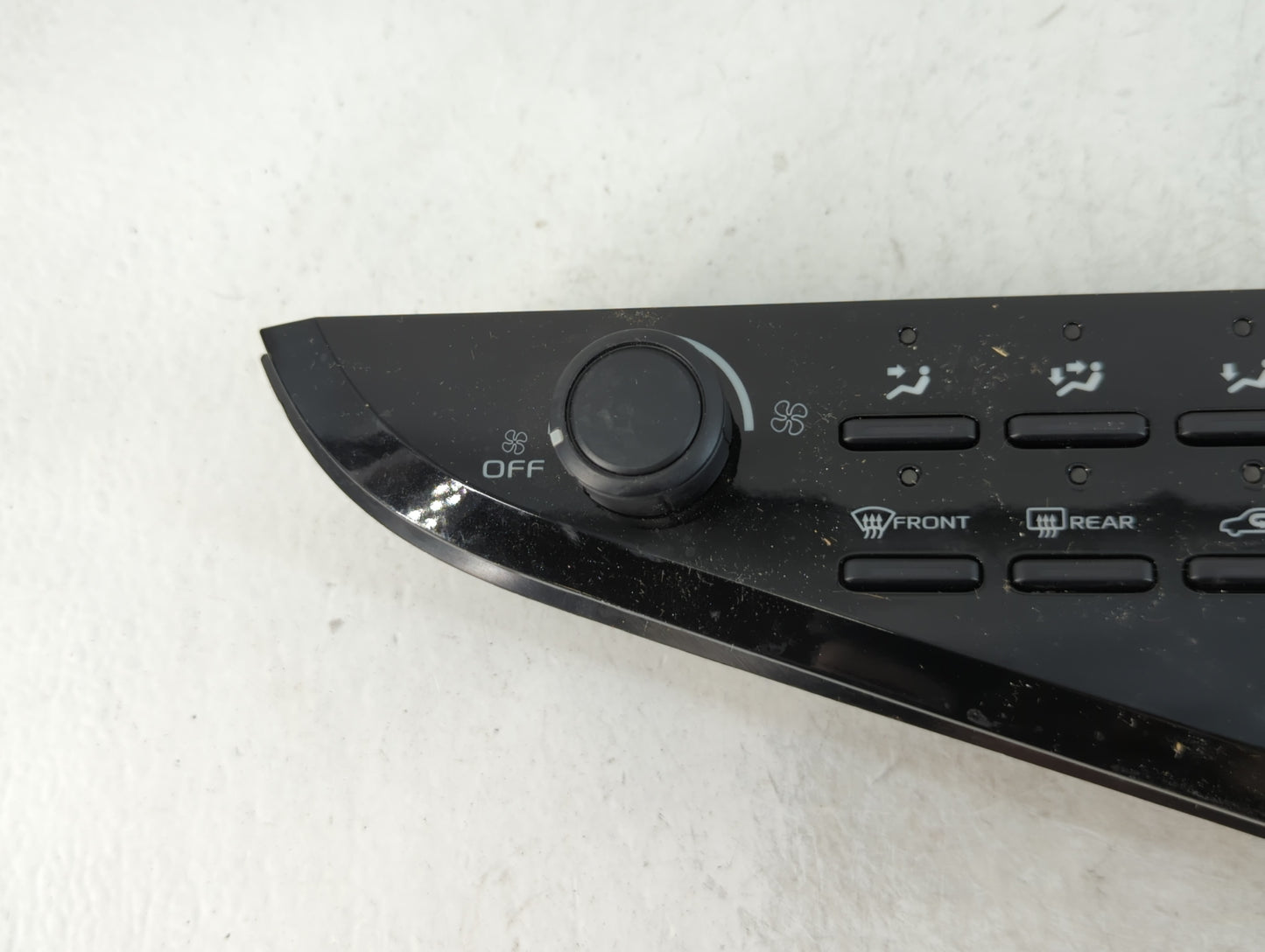 2018-2022 Toyota Camry Climate Control Module Temperature AC/Heater Replacement P/N:55900-06470 Fits Fits 2018 2019 2020 202