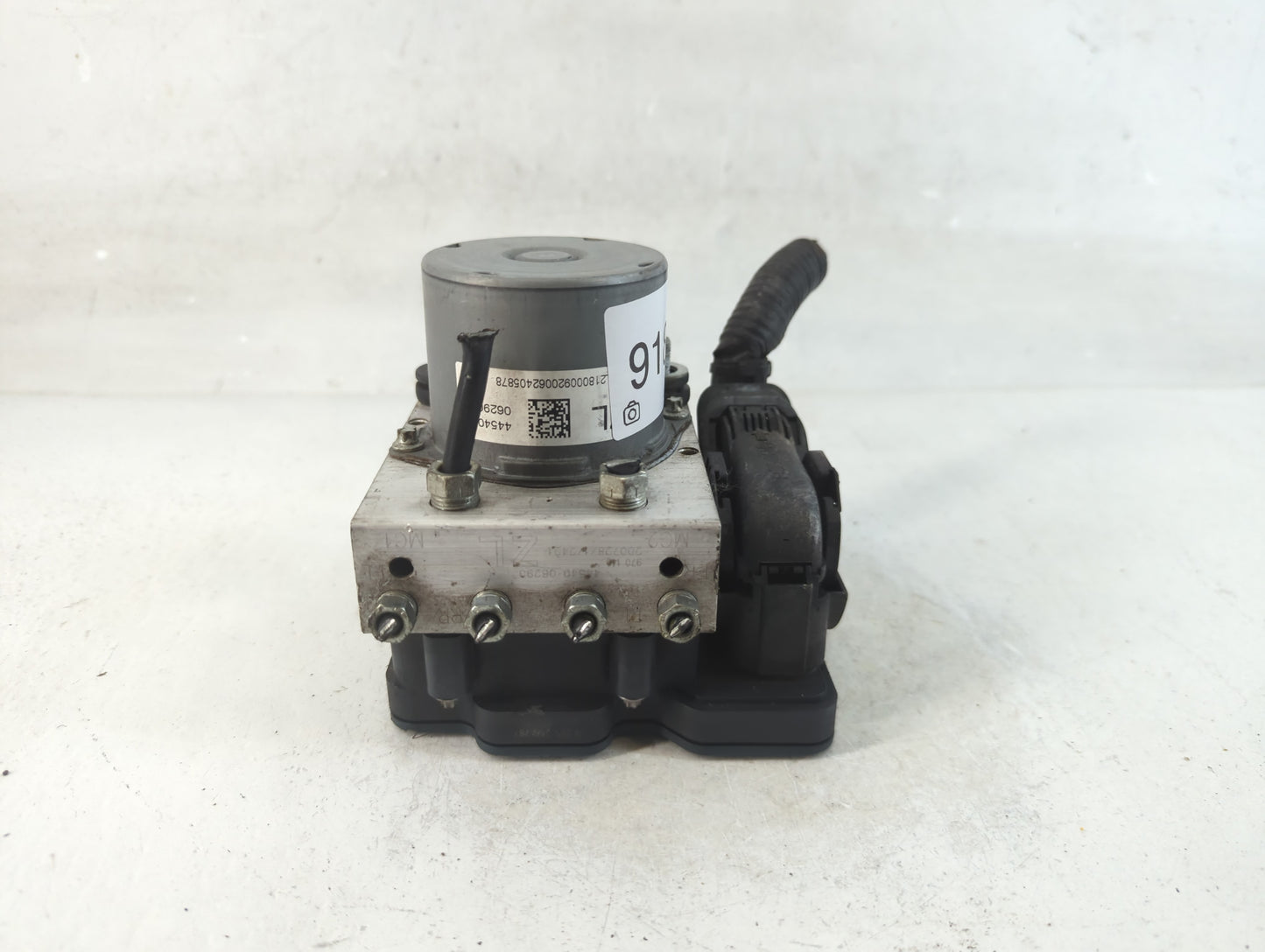 2018-2020 Toyota Camry ABS Pump Control Module Replacement P/N:44540 06290 Fits Fits 2018 2019 2020 OEM Used Auto Parts - Oe