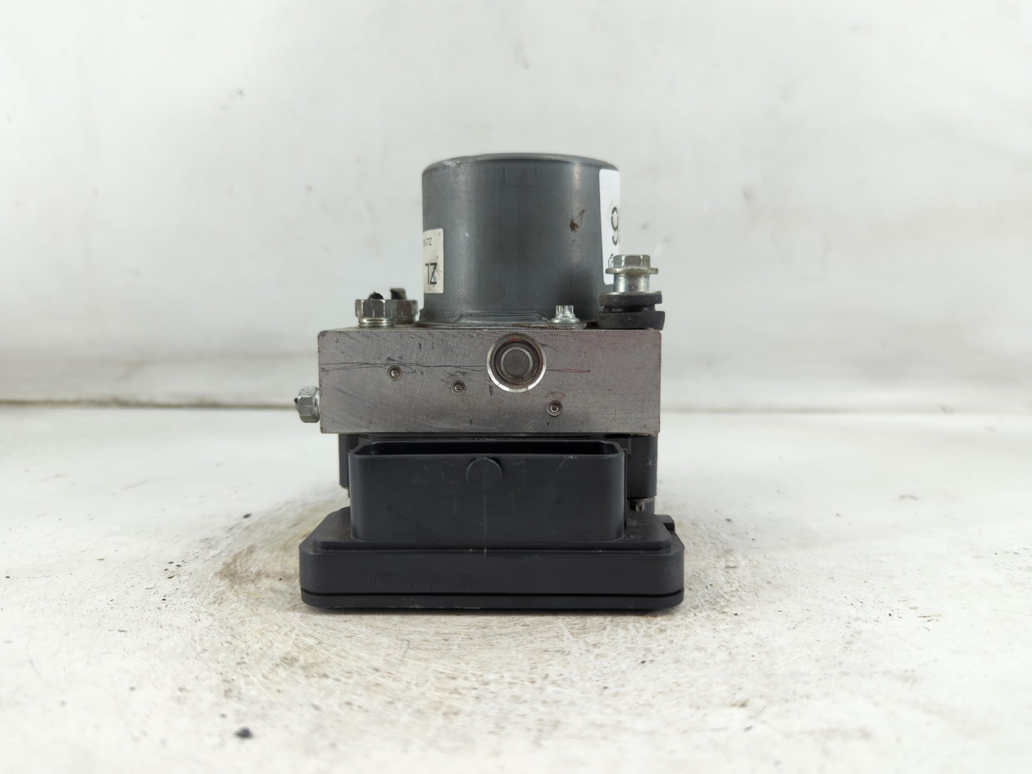 2018-2020 Toyota Camry ABS Pump Control Module Replacement P/N:44540 06290 Fits Fits 2018 2019 2020 OEM Used Auto Parts - Oe