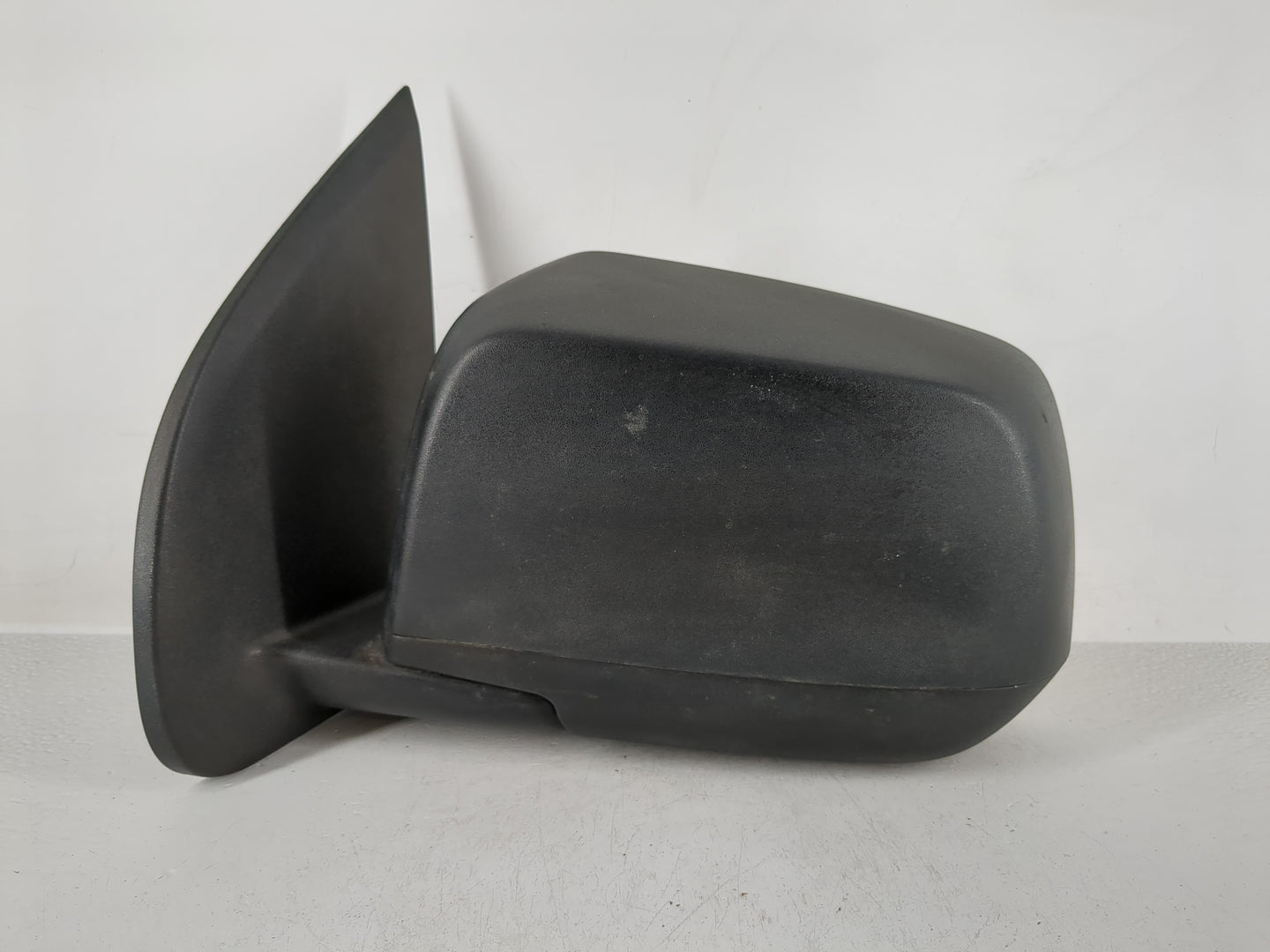 2019-2022 Toyota Corolla Driver Side View Mirror - Left Door Mirror OEM Used - Oemusedautoparts1.com