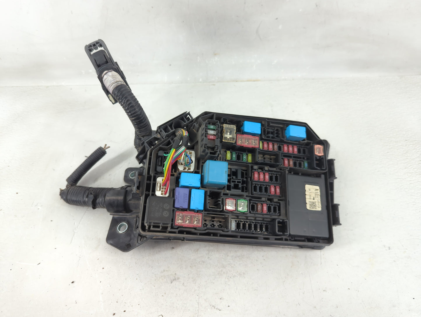 2020-2022 Toyota Corolla Fusebox Fuse Box Panel Relay Module P/N:82662-12C40 Fits Fits 2020 2021 2022 OEM Used Auto Parts - 
