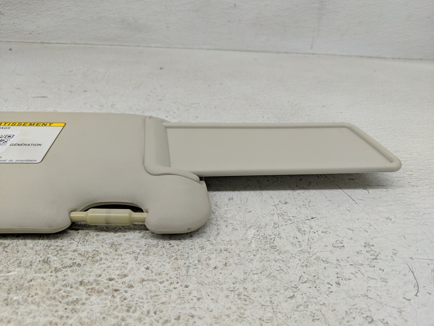 2019-2022 Toyota Corolla Sun Visor Shade Replacement Passenger Right Mirror Fits Fits 2019 2020 2021 2022 OEM Used Auto Part